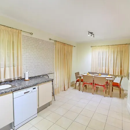Vila Large Villa With Pool In Madronal De Fanabe Costa Adeje (Tenerife)