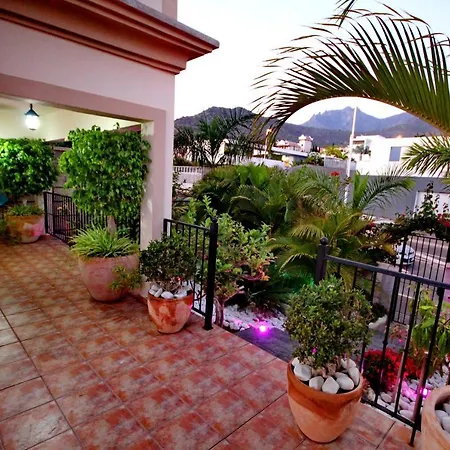 Large Villa With Pool In Madronal De Fanabe * أذيخي
